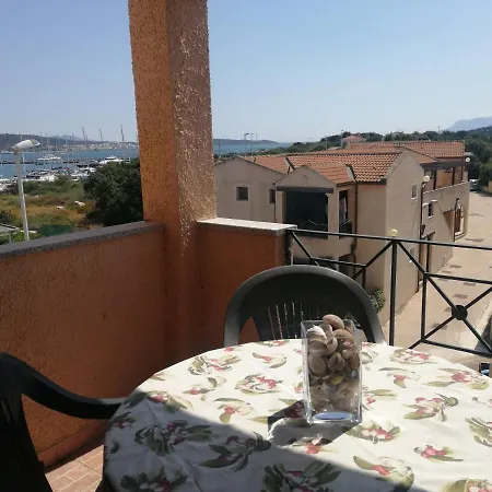 Lo Sguardo Sul Mare - Holiday