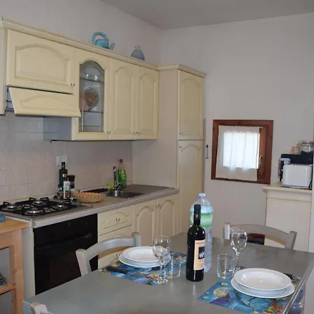 Lo Sguardo Sul Mare - Holiday Apartment *